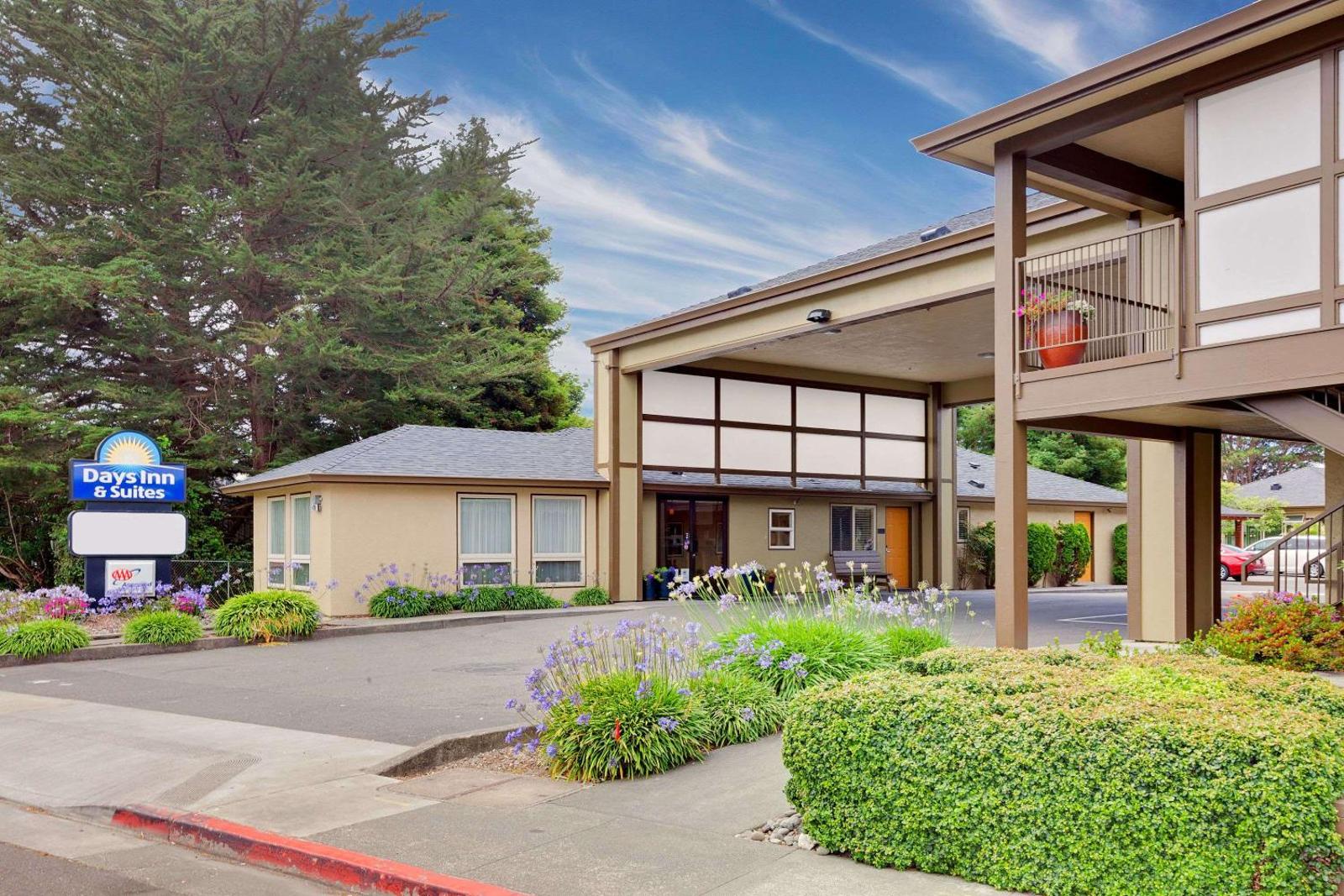 Days Inn & Suites by Wyndham Arcata